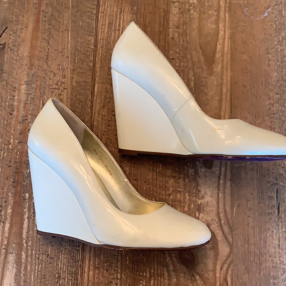 Australian Designer “Peeptoe” ivory Patent Wedge Heels Size 38/8